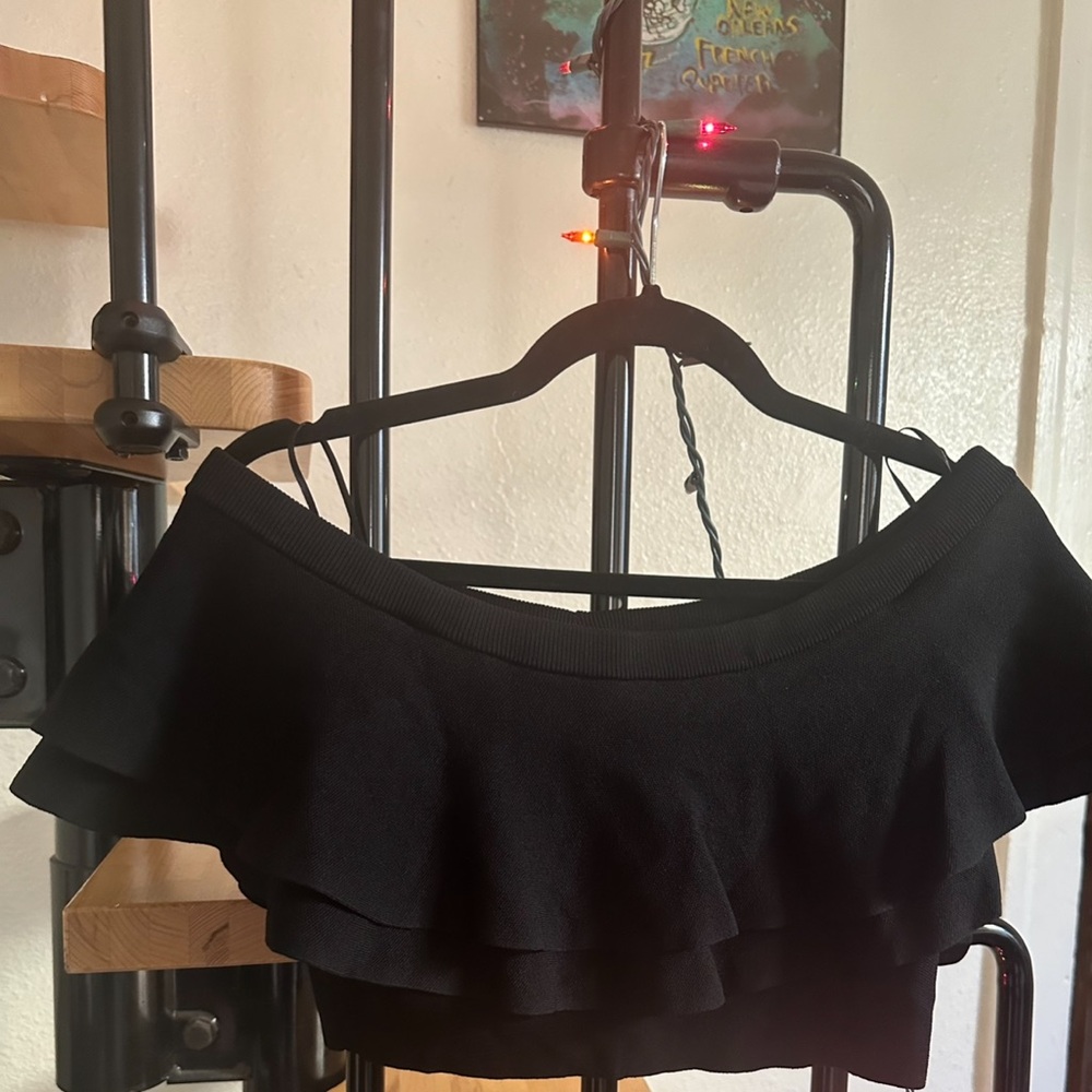 Off Shoulder Gianni Bini Black Ribbed Knit Crop Top